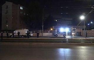 Gaziantep Emniyeti önünde şüpheli paket alarmı