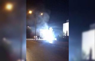 Gecenin karanlığını patlayan elektrik kabloları...