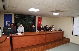 Gölcük Sahil Caddesi’nde park sorunu çözülüyor