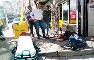 Görenler dondu kaldı: Nöbet geçiren adamın talihsiz...