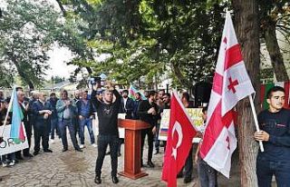 Gürcistan’da Azerbaycan’a destek gösterisi