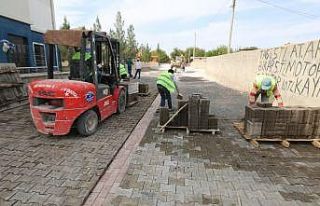 Haliliye kırsalında parke döşemesi çalışmaları