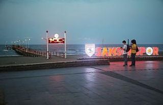 Halk İskelesi ışıl ışıl