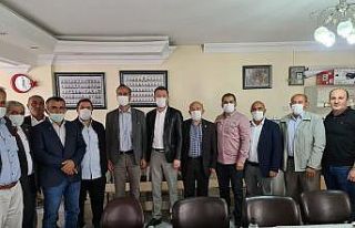 Hatay’a her muhtar adına fidan bağışı