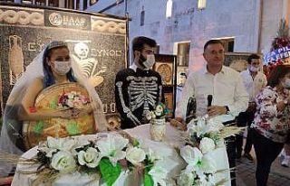 Hatay’da künefe ile mozaiği evlendirdiler