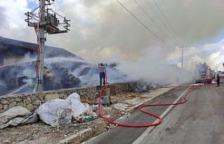 Hatay’da Organize Sanayi Bölgesinde fabrika yangını