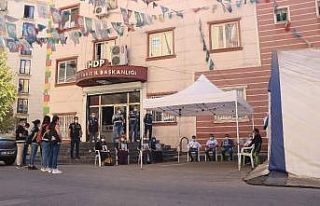 HDP önündeki ailelerin evlat nöbeti 396’ncı...