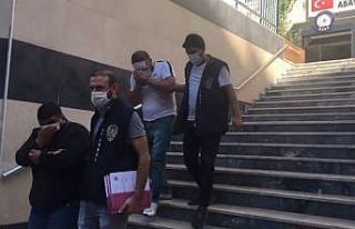 Hırsızlıktan yakalandı, tanınmamak için gözüne...