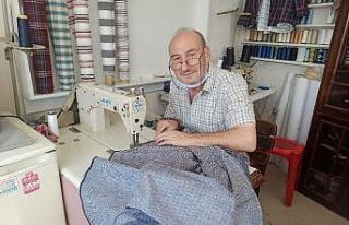 Hobi olarak başladı 40 yıldır gömlek dikiyor