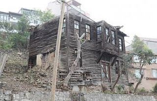 Hulusi Kentmen’in evi İzmit’e kazandırılıyor