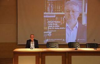 İlahiyat Fakültesinde ‘Hadis ve Kültür’ konulu...