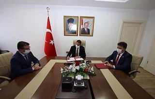 İlçeye kazandırılan Öğrenci Yurdu, MYO için...