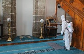 İlkadım’daki camiler cuma namazı öncesi dezenfekte...