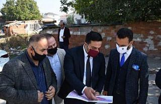 İnegöl’de bozulan asfaltlar yamalanıyor