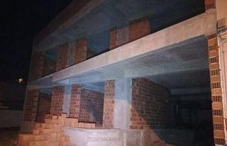 İnşaatta elleri ve ayakları bağlı bulunan 14...