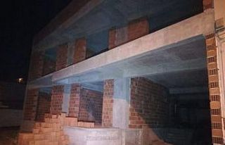 İnşaatta elleri ve gözleri bağlı 14 yaşında...