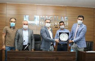 İşçilerde toplu sözleşme sevinci