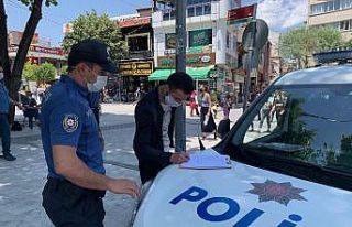 Isparta’da bin 176 kişiye maske cezası