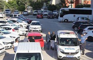 Isparta’daki kadın cinayetinde 4 şüpheli adliyeye...