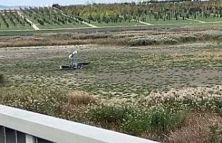 İstanbul Hezarfen Havalimanı’ndan havalanan bir...