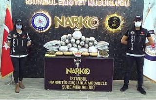İstanbul’da 50 kilogram esrar ele geçirildi