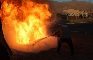 İtfaiyeden yangın eğitimi