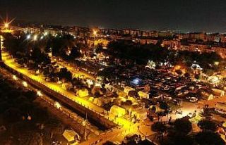 İzmir’de çadır kent genişletiliyor