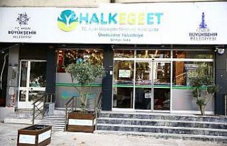 İzmirli vatandaşlar Halk Ege Et’e yoğun ilgi...