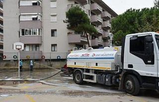 İzmit’te okullar yüz yüze eğitim öncesi temizleniyor