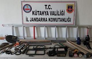 Jandarmadan kaçak kazı operasyonu