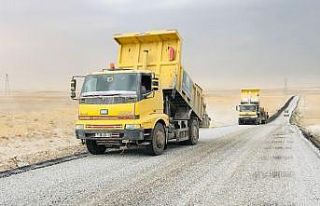 Kadınhanı’nda 148 kilometre mahalle yolu yenilendi