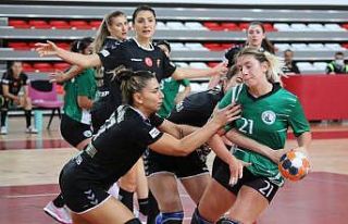 Kadınlar Hentbol Süper Ligi: Sivas Belediyespor:...