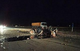 Kamyon traktöre, başka kamyon da sürücüsüne...