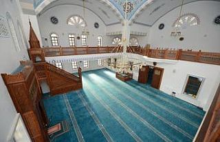 Kanuni Sultan Süleyman Camii ibadete açıldı