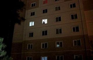 Karabük’te pencereden düşen 4 çocuk annesi ağır...