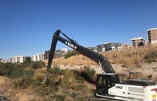 Karaçay Deresi temizlendi, taşkın yaşanmadı