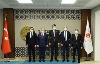 Kars yatırıma doyacak