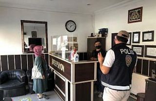 Kars’ta 24 işyerine Kovid-19 uyarısı