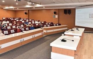 Kartepe Belediyesi personeline online eğitim