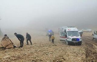 Kayak merkezinde dolgu çalışması yapan greyder...