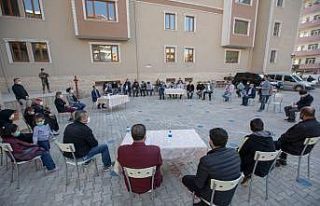 Kaymakam Aslan Bahçıvan Mahallesi sakinleri ile...