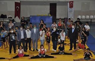 Kaymakam Demir sporcular ile bir araya geldi