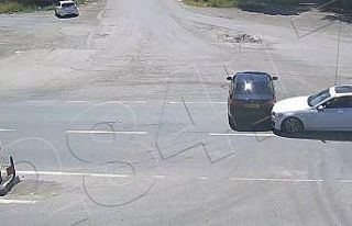 Kaza anı MOBESE kamerasına yansıdı