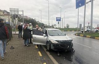 Kazaya karışan tırdan dökülen mazot, başka kazaya...