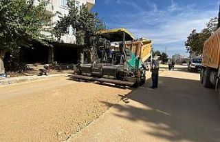 Kemalpaşa Caddesinde asfalt öncesi hazırlık çalışması