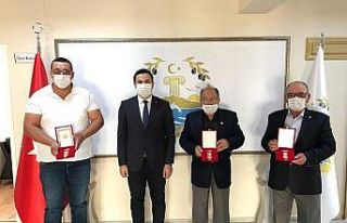 Kıbrıs gazilerine "Millî Mücadele Madalyası"...