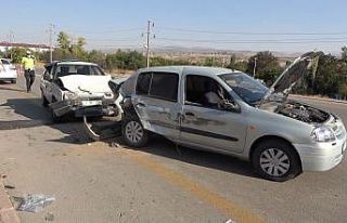 Kırıkkale’de zincirleme trafik kazası: 5 yaralı