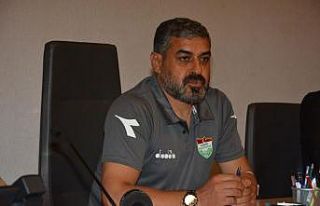 Kırşehir Belediyespor Teknik Direktörü Gürses...