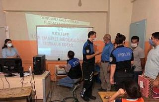 Kızıltepe polisi öğrenciler için EBA destek sınıfı...