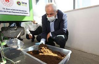 Kocaeli’de sebze-meyve atıkları gübreye dönüşüyor